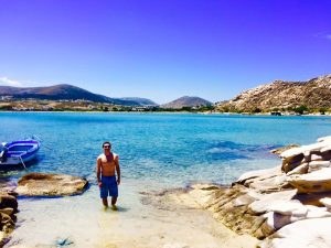 Discover-the-Island-of-Paros-Greece-what-to-do-see-and-eat_paros_naoussa_fishing-village_travel-blog_travel-guide_svadore_bou_beach_kolimbithres
